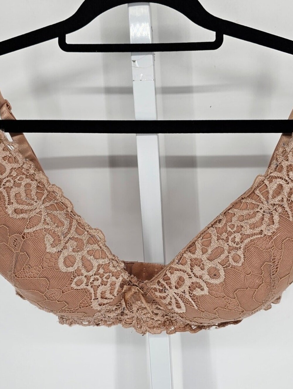 Hush Intimates Womens Sz 38DD Demi Bra Lightly Padded Dark Beige Lace